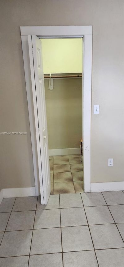 880 E 26th St, Hialeah, FL 33013 Photo