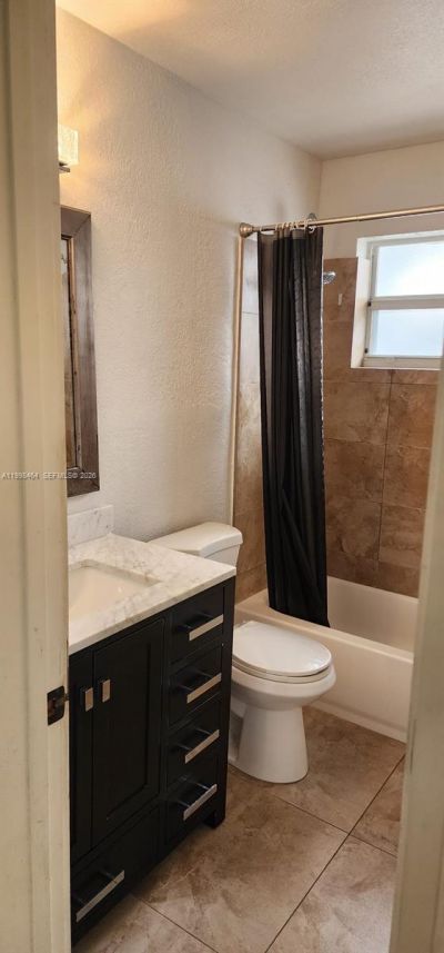 880 E 26th St, Hialeah, FL 33013 Photo