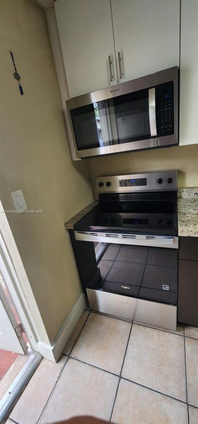 880 E 26th St, Hialeah, FL 33013 Photo