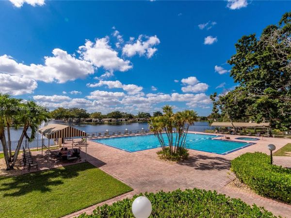 200 Ashbury Rd, Unit 312, Hollywood, FL 33024