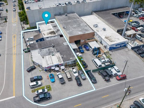 3300 NW South River Dr, Miami, FL 33142