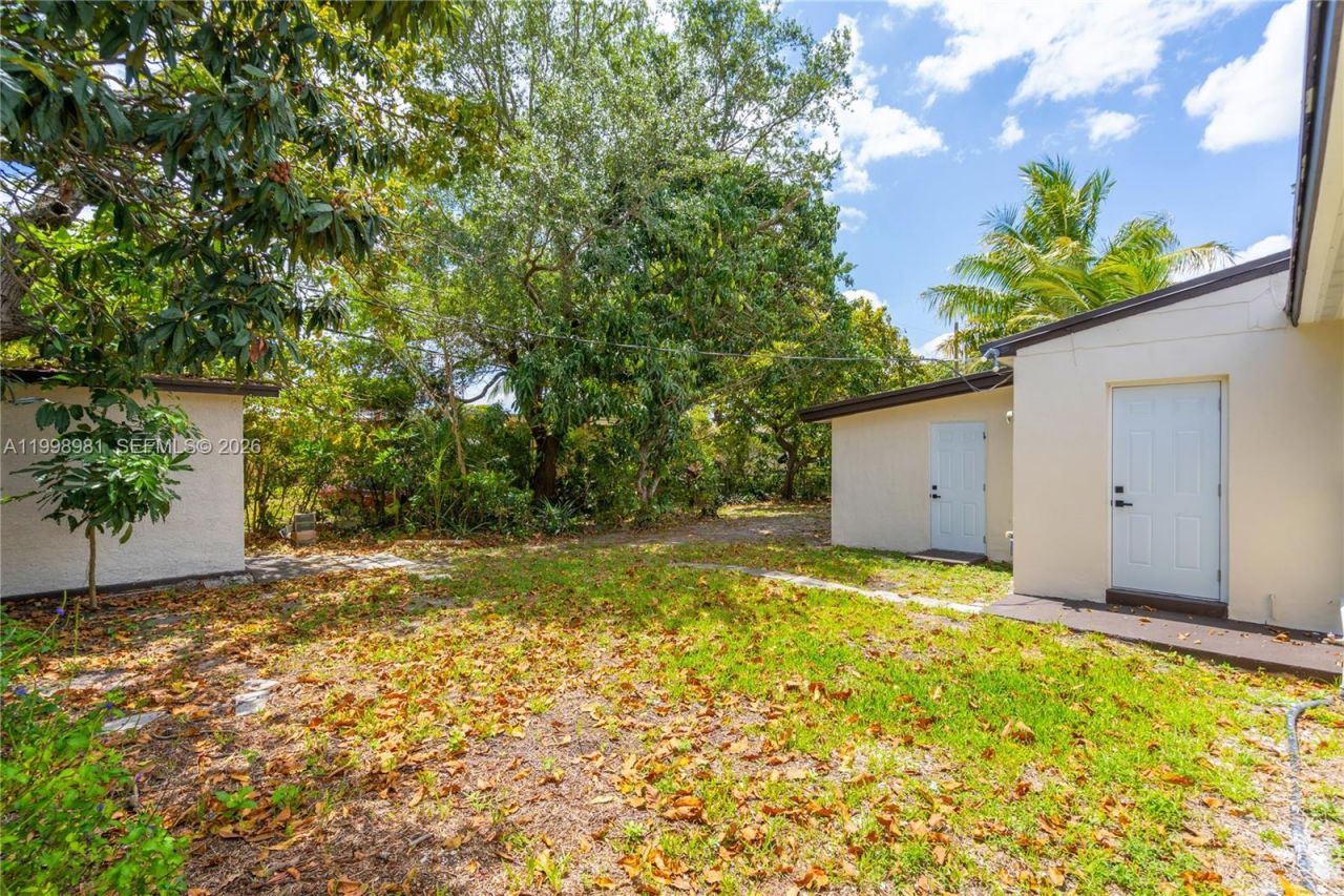 1000 NW 198th St, Miami Gardens, FL 33169 Photo