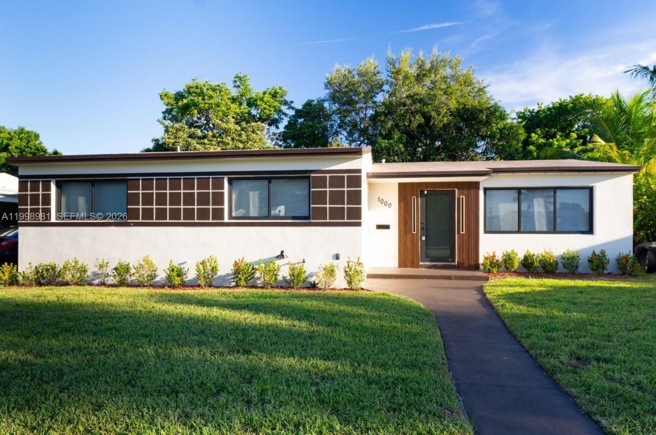 1000 NW 198th St , Miami Gardens, FL 33169 Photo