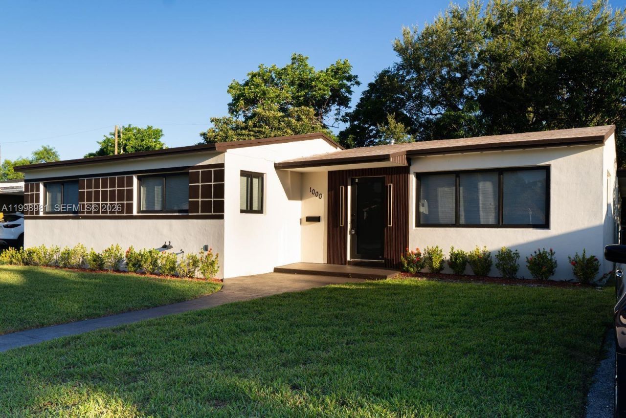 1000 NW 198th St , Miami Gardens, FL 33169 Photo