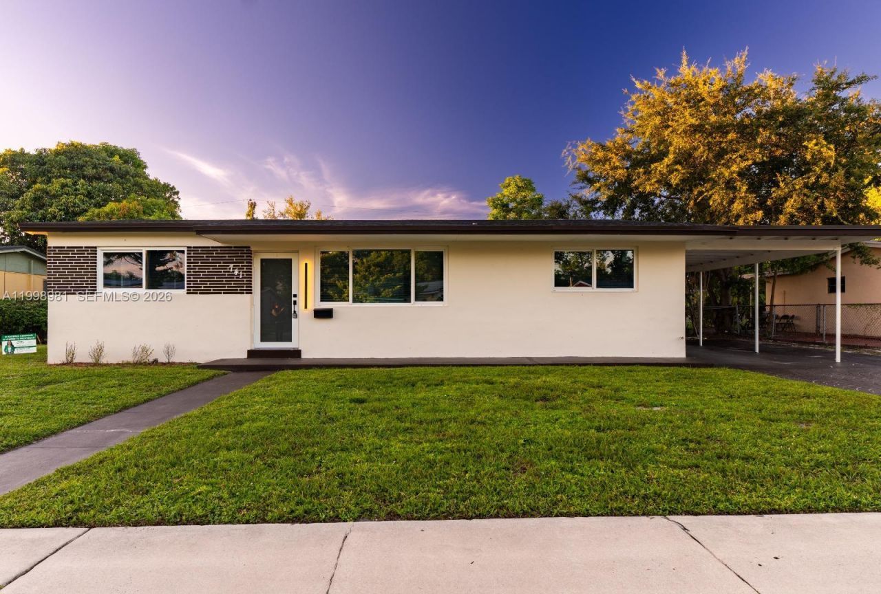 1000 NW 198th St , Miami Gardens, FL 33169 Photo