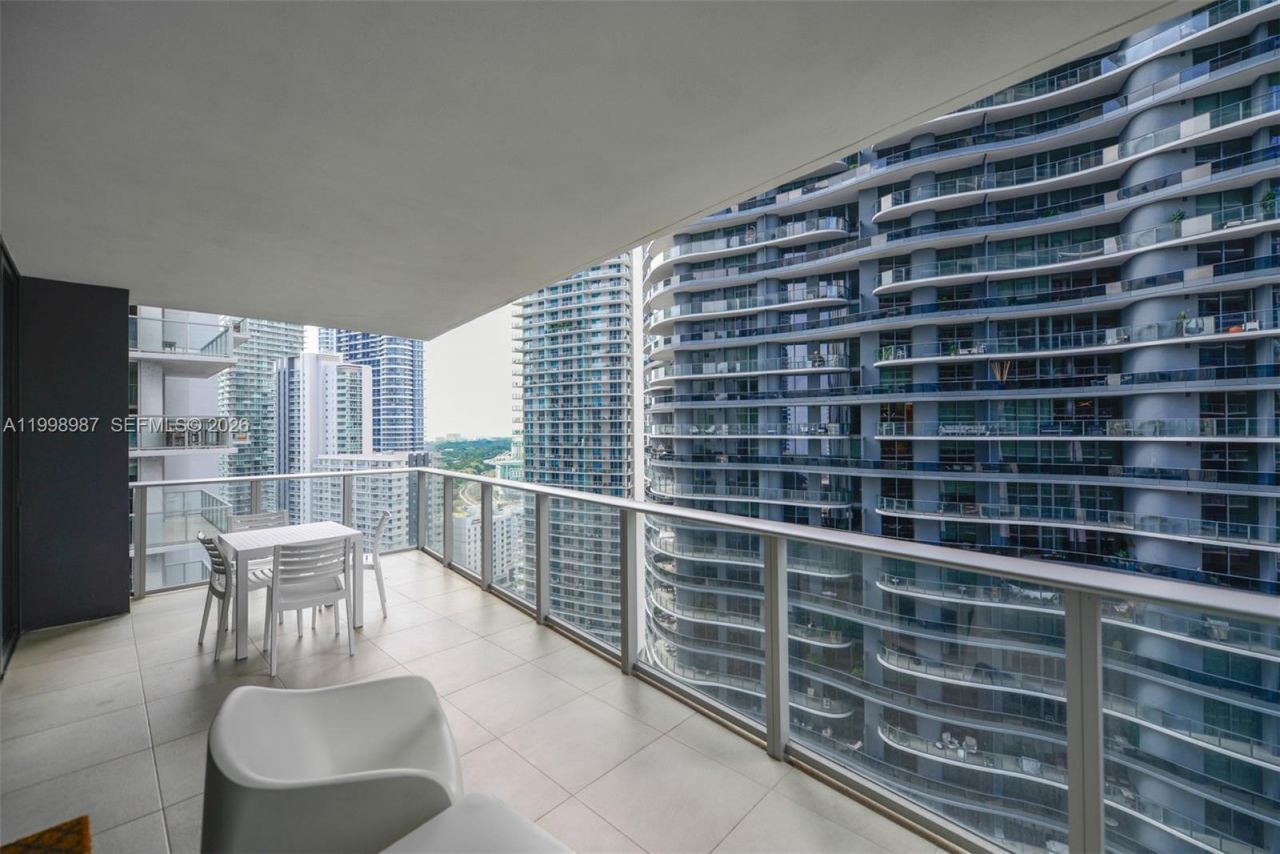 1010 Brickell Ave, Unit 2906, Miami, FL 33131 Photo