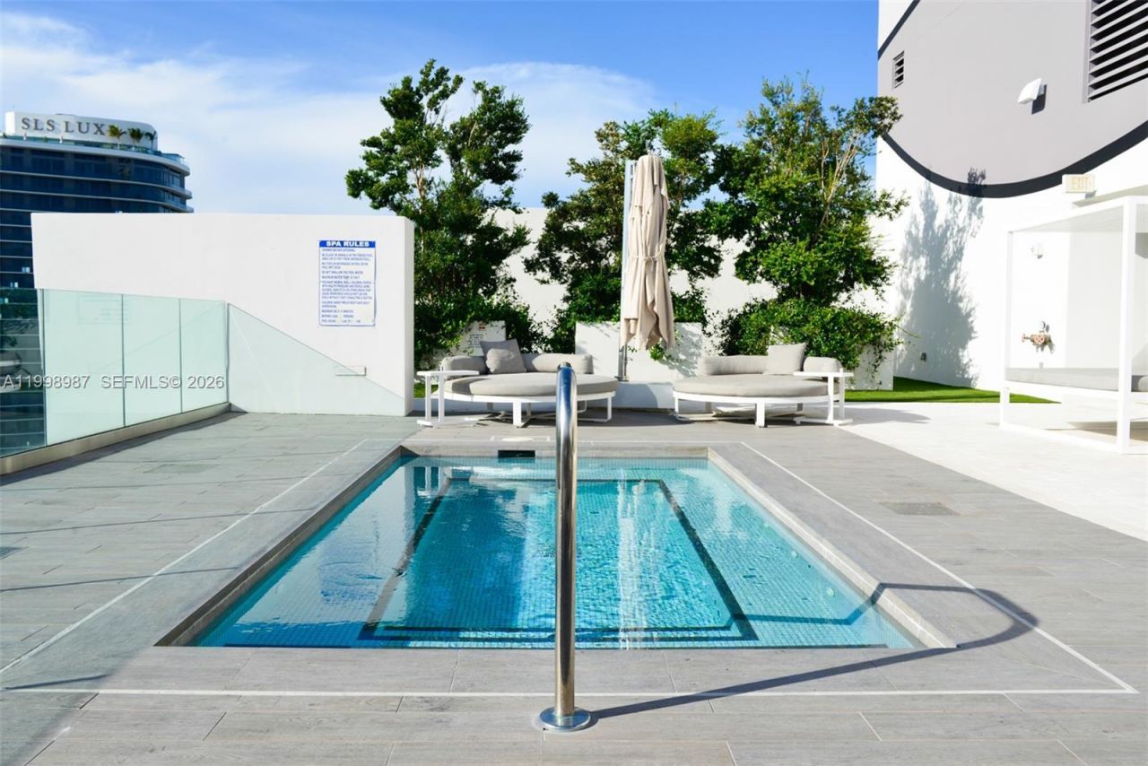 1010 Brickell Ave, Unit 2906, Miami, FL 33131 Photo