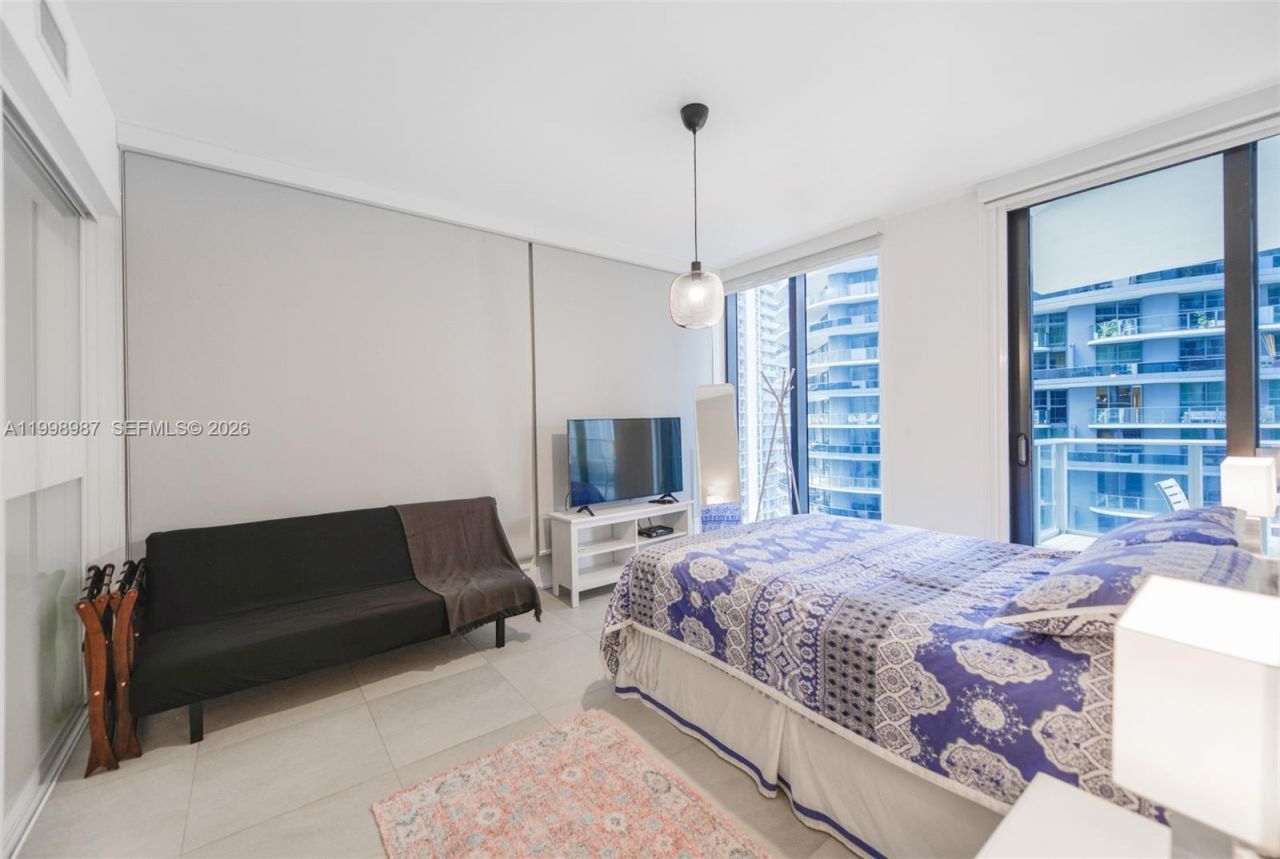 1010 Brickell Ave, Unit 2906, Miami, FL 33131 Photo