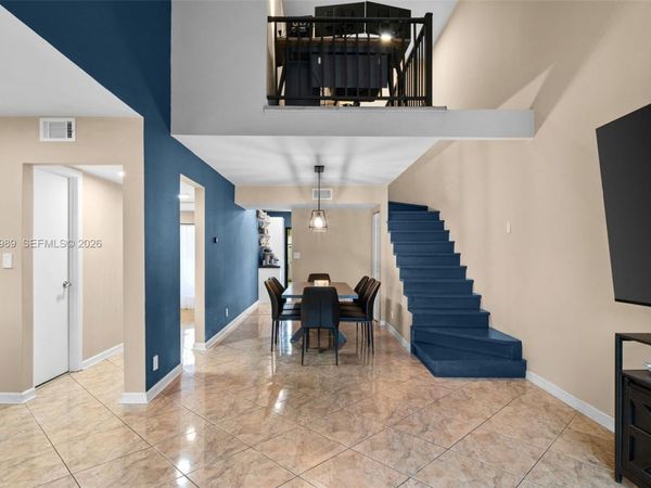 11166 NW 37th St , Sunrise, FL 33351