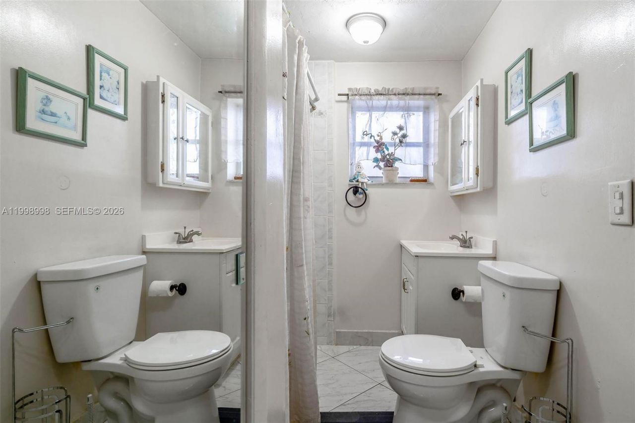 847 W 34th St , Hialeah, FL 33012 Photo