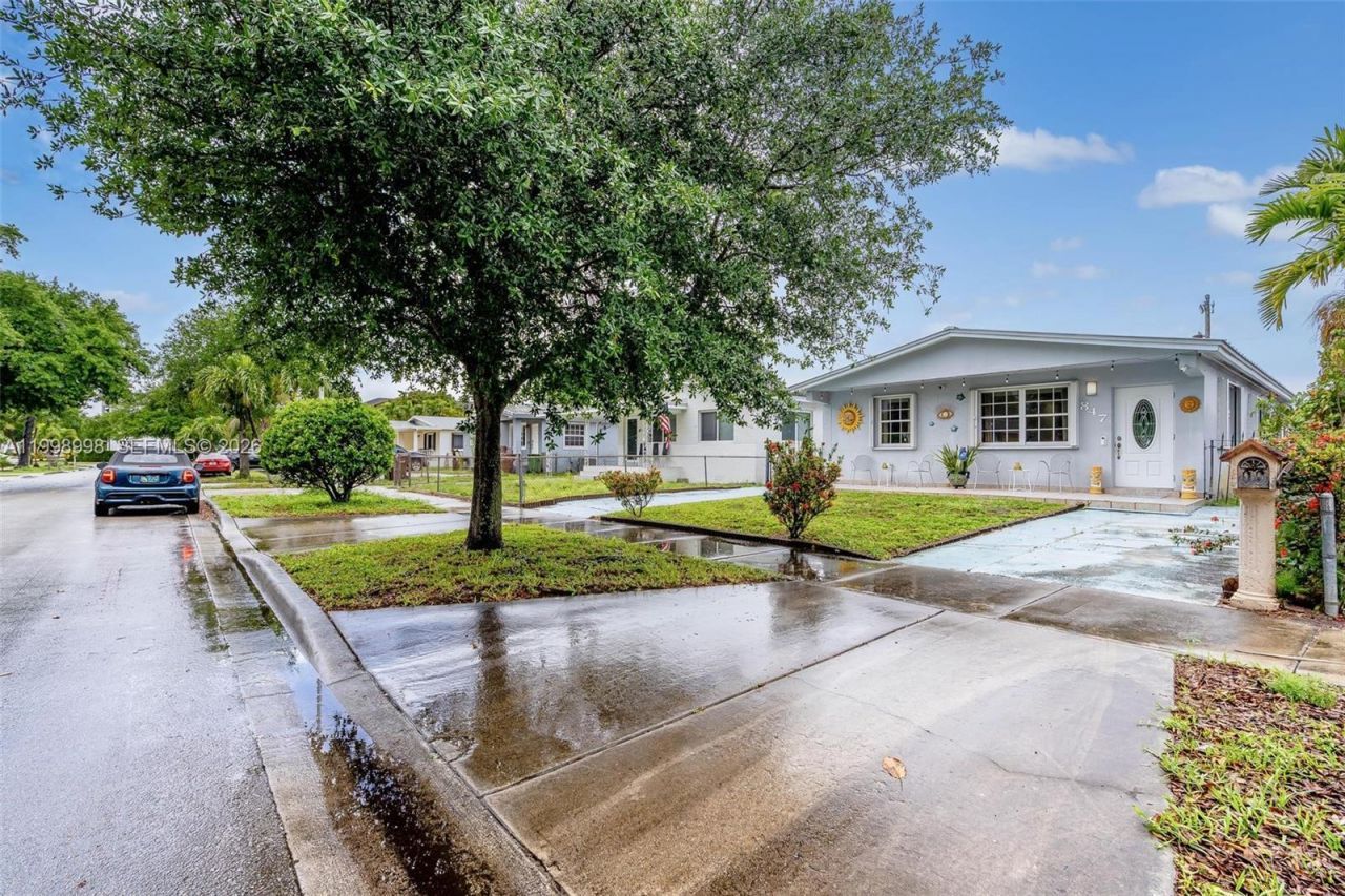 847 W 34th St , Hialeah, FL 33012 Photo