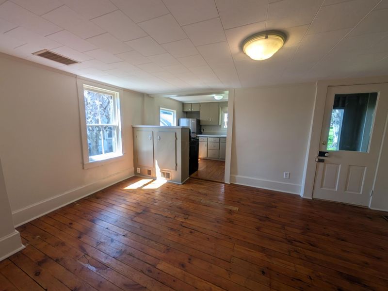 114 W Sheridan Avenue, Somerset, OH 43783 Photo 9