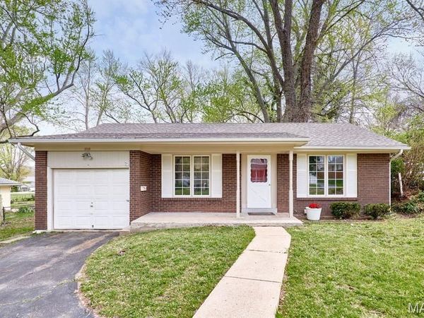 2008 Sibley Street , St Charles, MO 63301