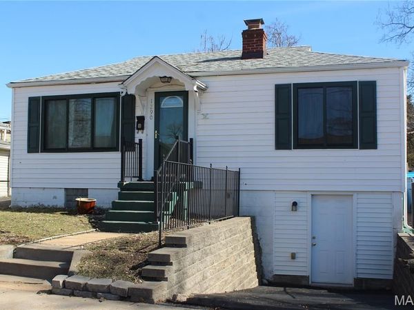 1290 Purcell Avenue , Pagedale, MO 63133