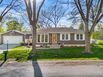 3 N High Street Smithton, IL 62285