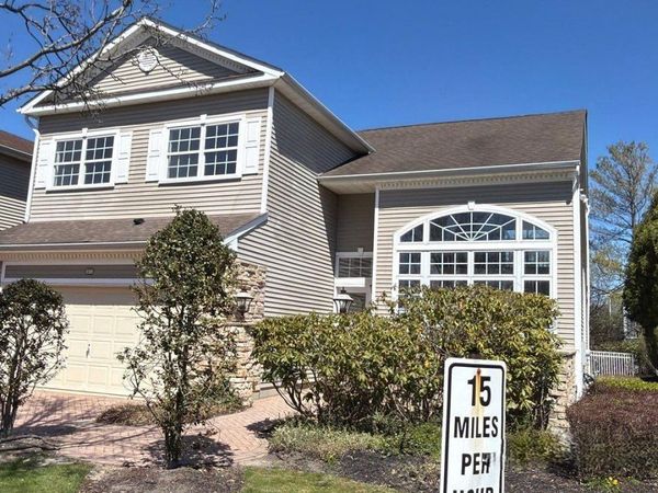 177 Hamlet Drive , Mount Sinai, NY 11766