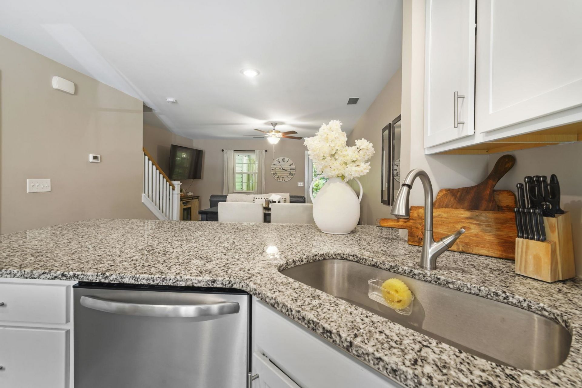 2724 Mercer Dr. Photo 12