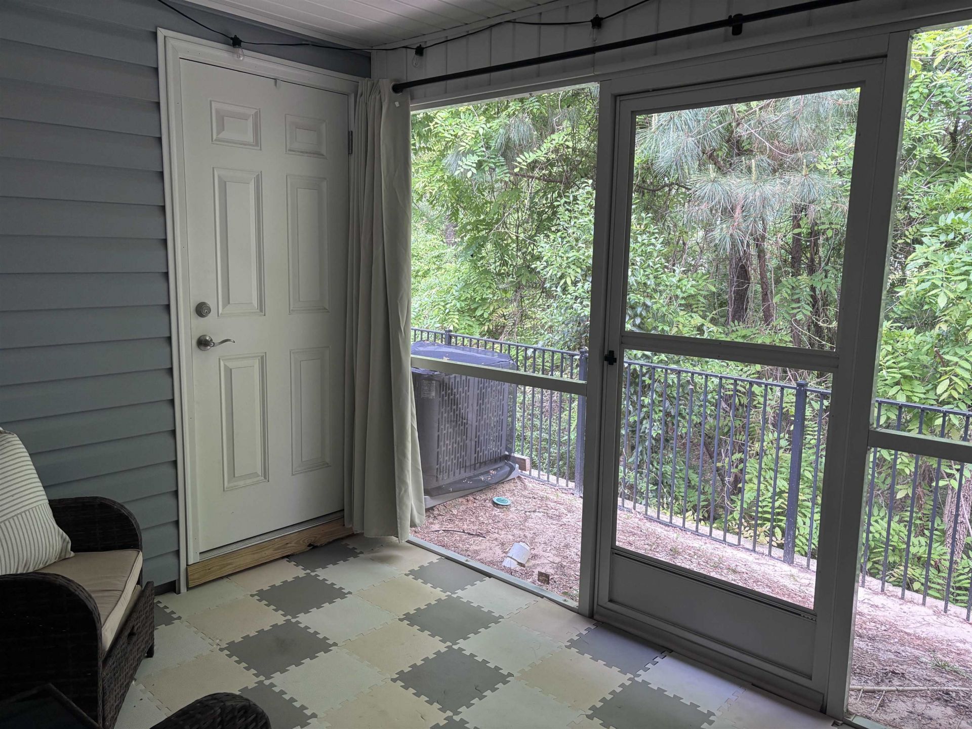 2724 Mercer Dr. Photo 14