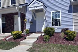 2724 Mercer Dr. photo 4