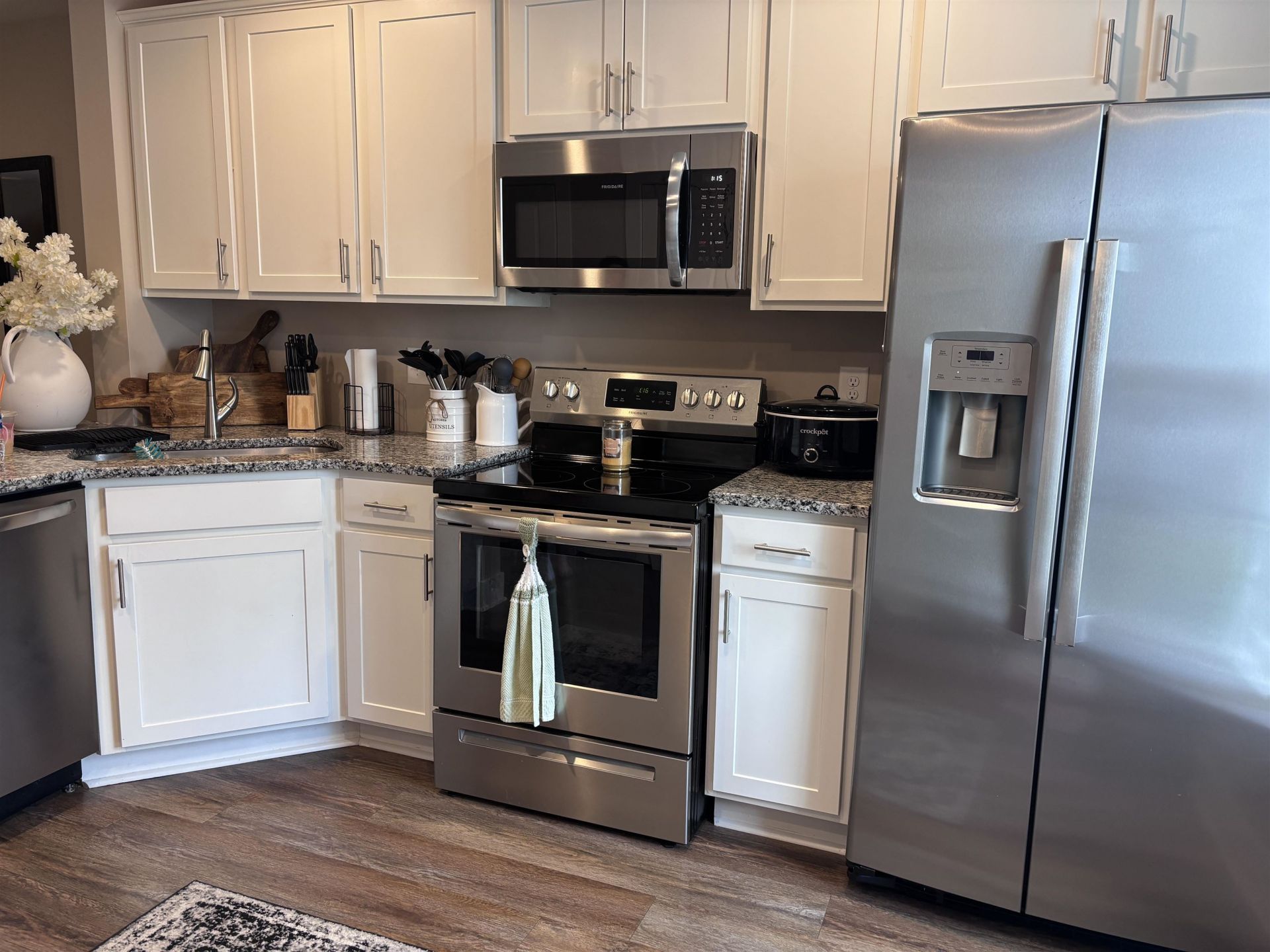 2724 Mercer Dr. Photo 4