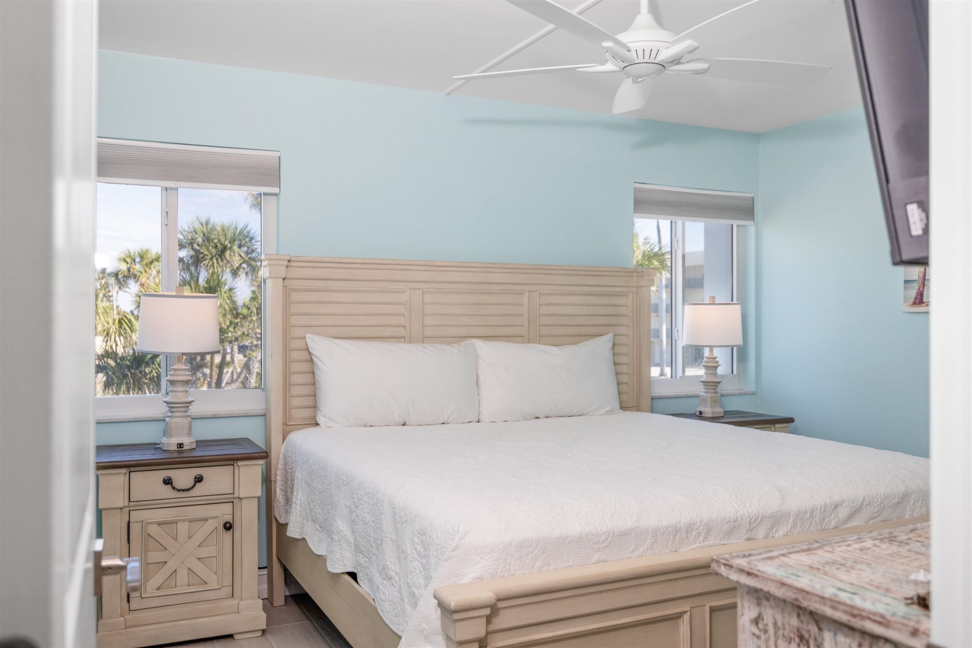 1341 Middle Gulf Dr, Unit 1A, Sanibel, FL 33957 Photo