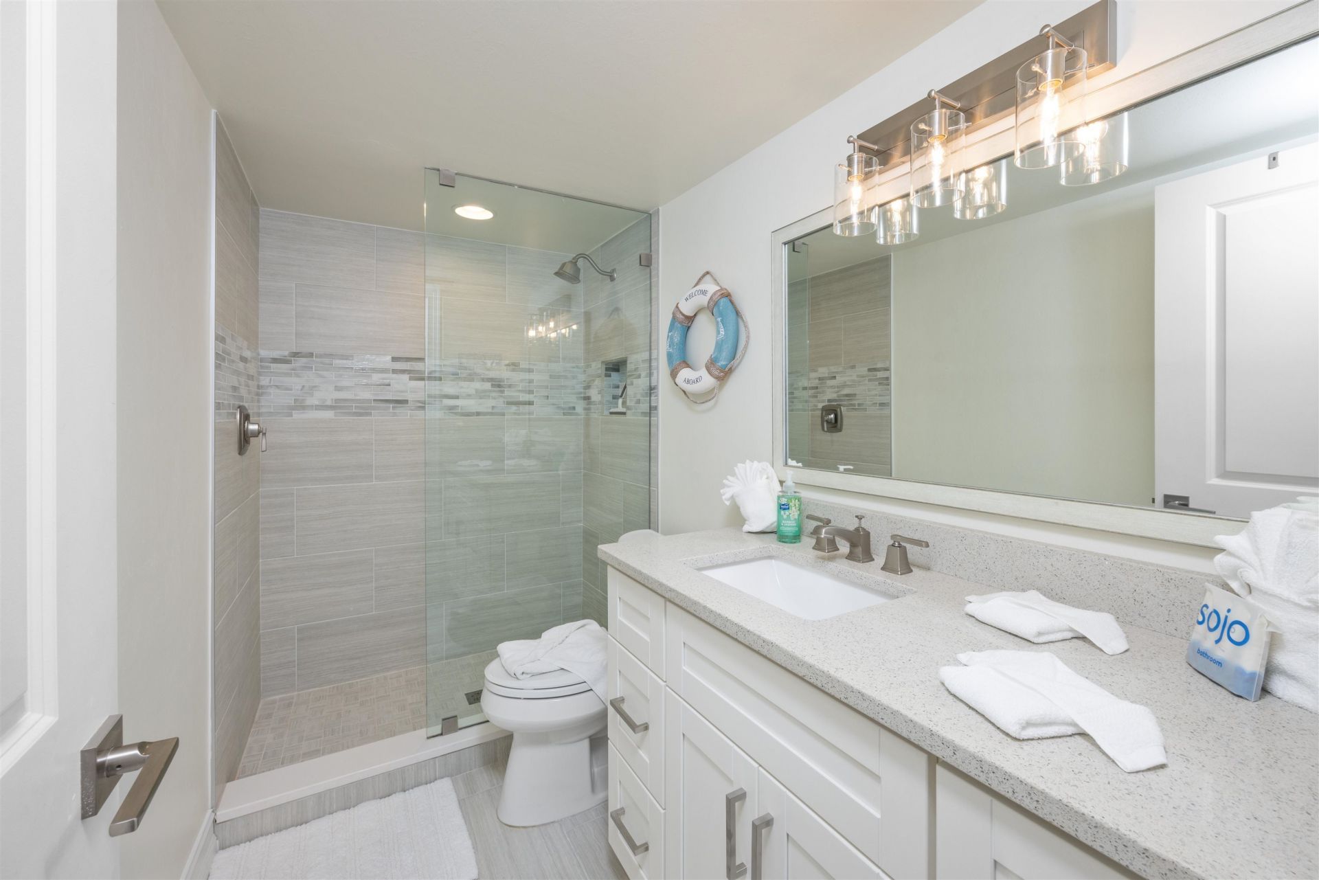 1341 Middle Gulf Dr, Unit 1A, Sanibel, FL 33957 Photo