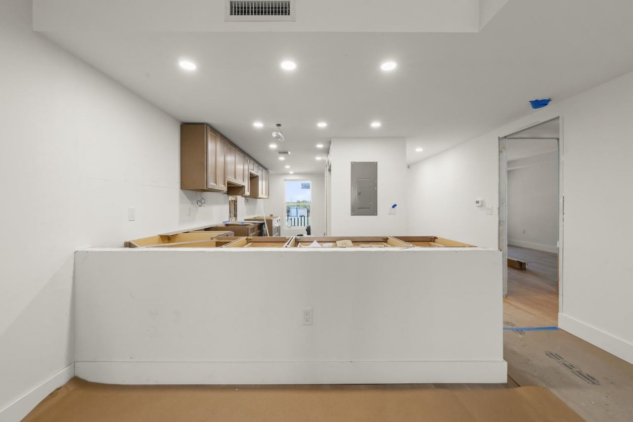 3013 West Gulf Dr., Unit 202, Sanibel, FL 00000 Photo