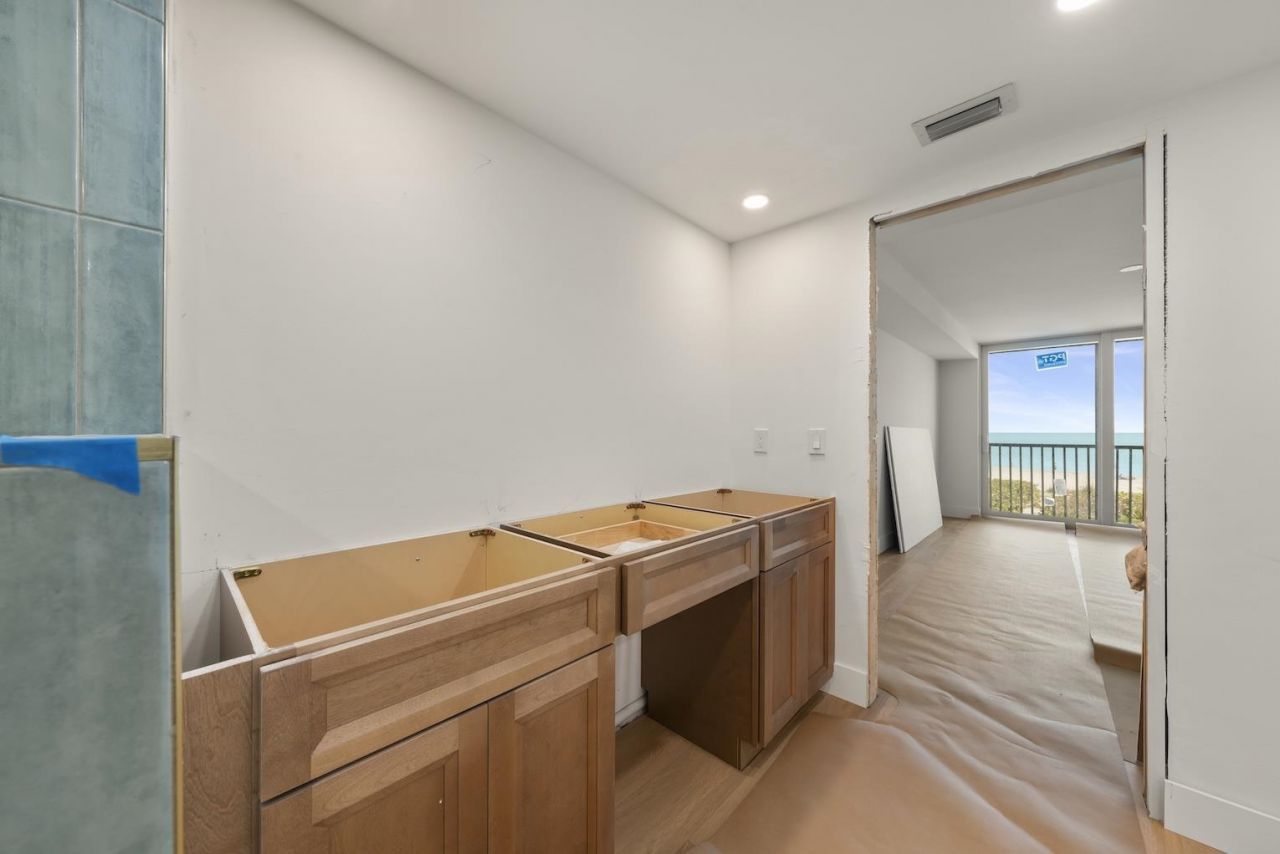 3013 West Gulf Dr., Unit 202, Sanibel, FL 00000 Photo