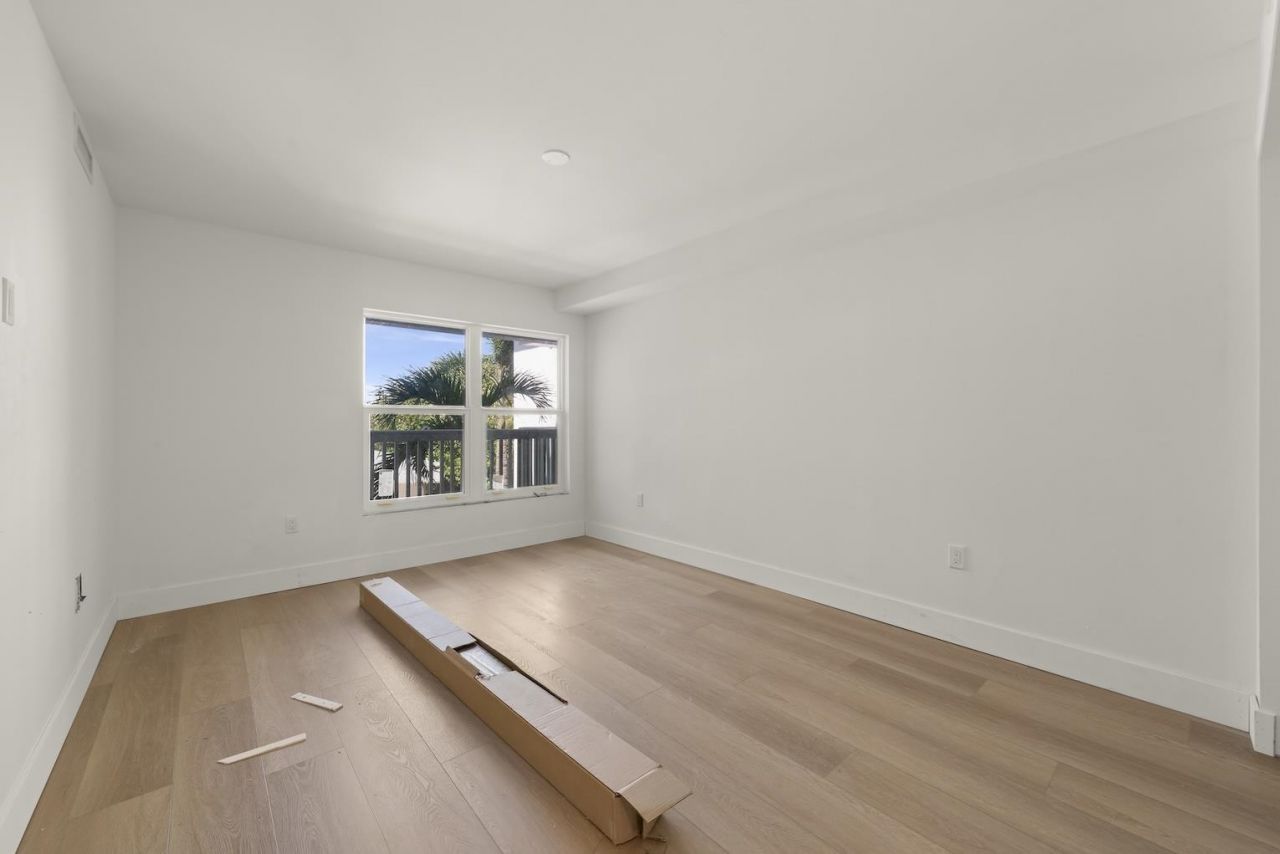 3013 West Gulf Dr., Unit 202, Sanibel, FL 00000 Photo