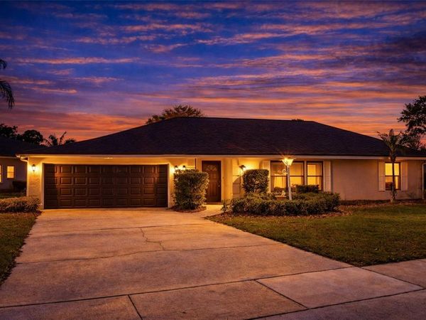 150 LAKE DESTINY TRAIL, ALTAMONTE SPRINGS, FL 32714