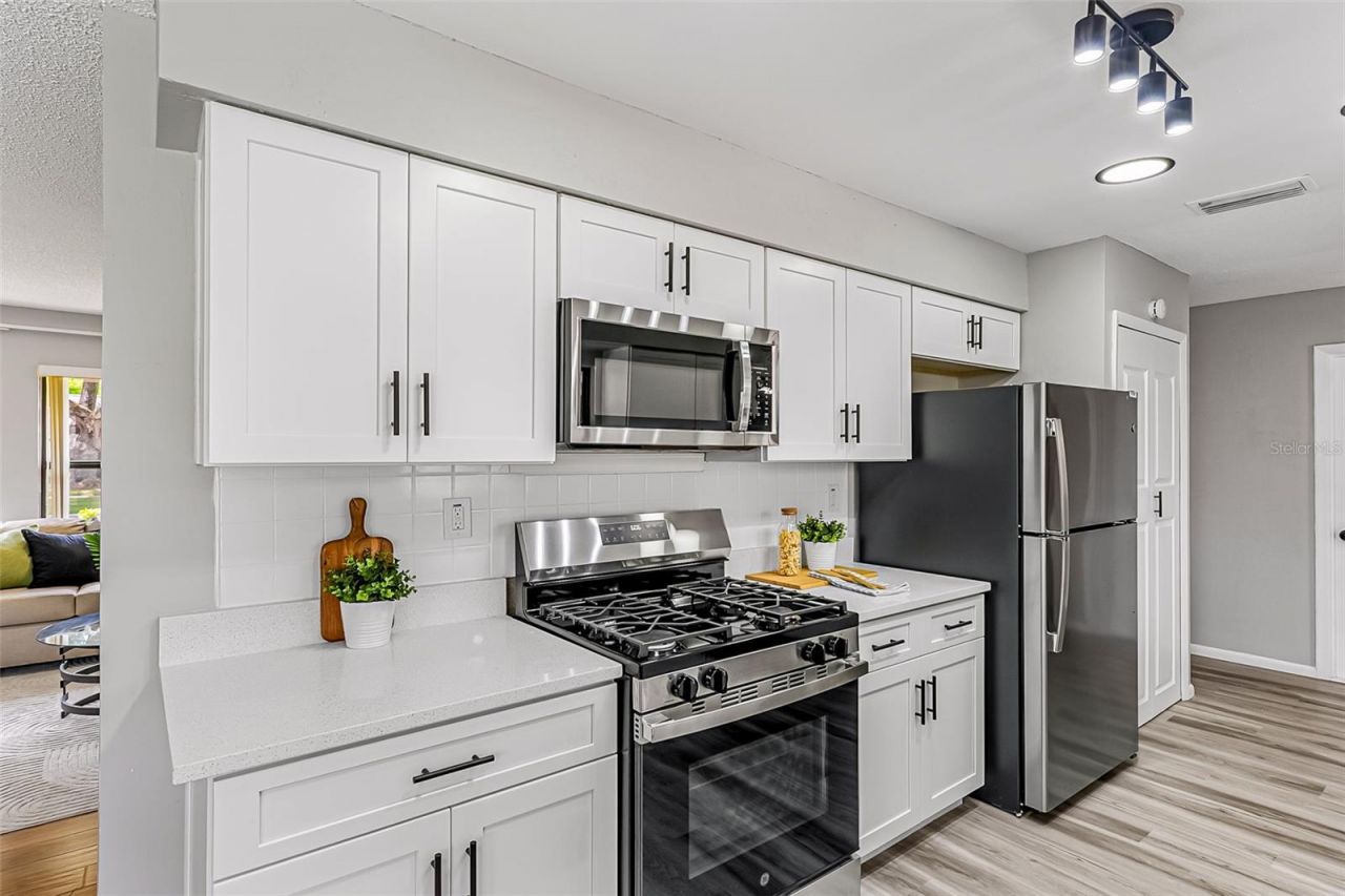 150 Lake Destiny Trail, Altamonte Springs, FL 32714 Photo