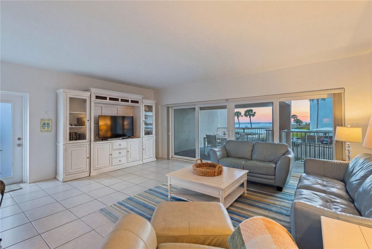 5830 Midnight Pass Road, Unit T22, Sarasota, FL 34242 Photo