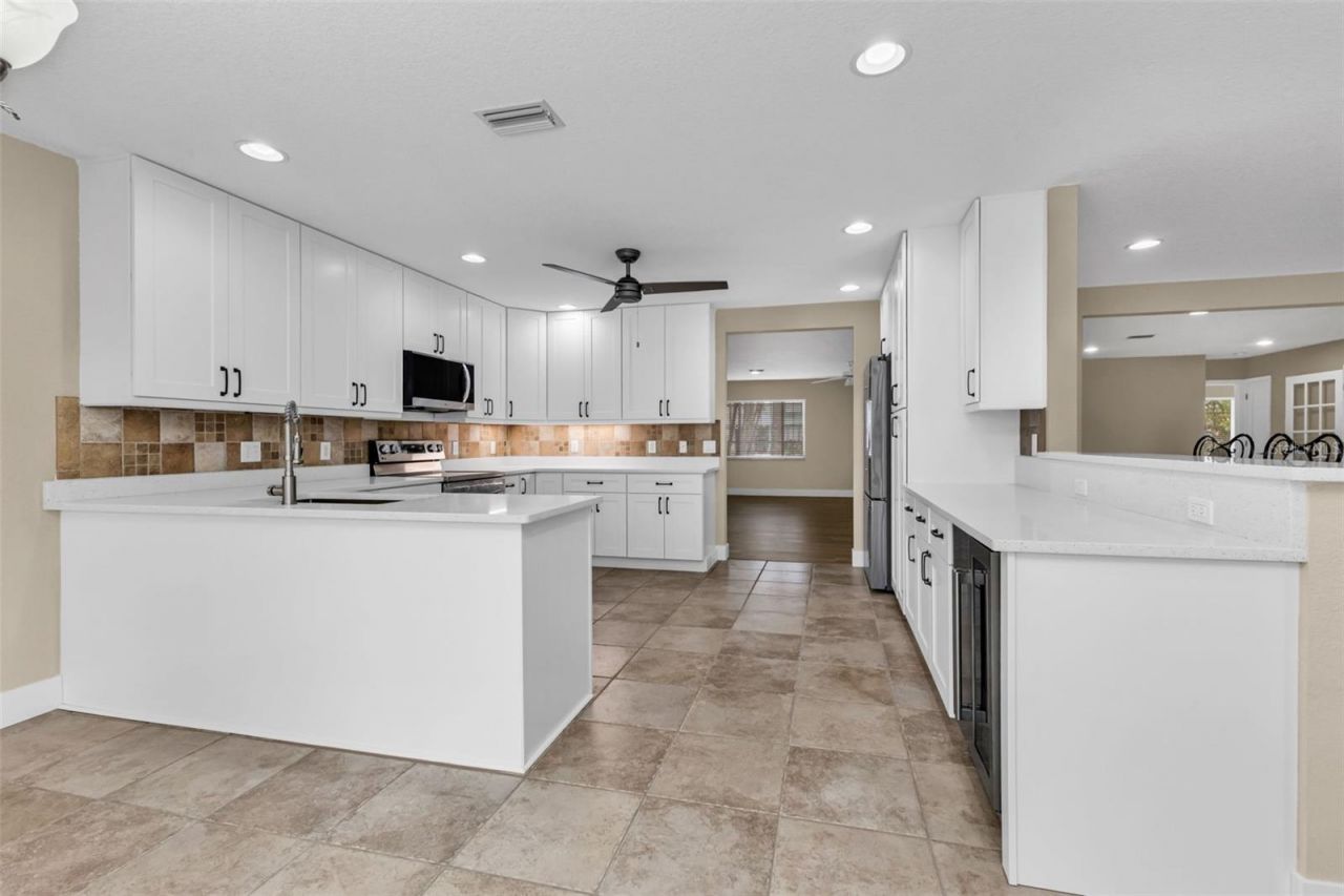 28401 Coco Palm Dr, Punta Gorda, FL 33982 Photo