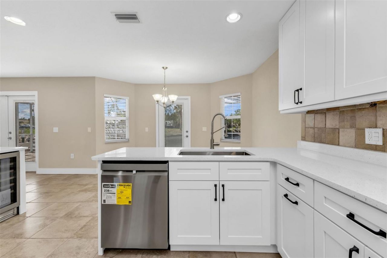 28401 Coco Palm Dr, Punta Gorda, FL 33982 Photo