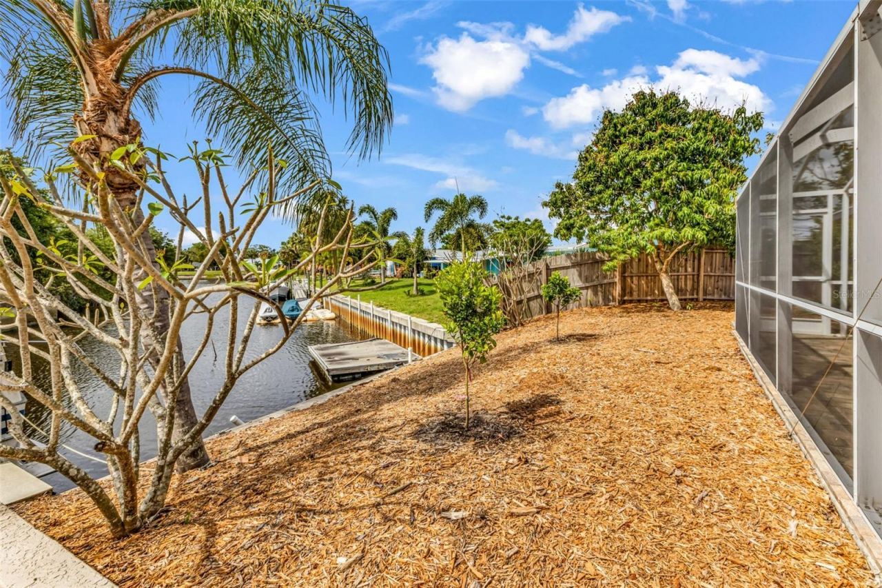 28401 Coco Palm Dr, Punta Gorda, FL 33982 Photo