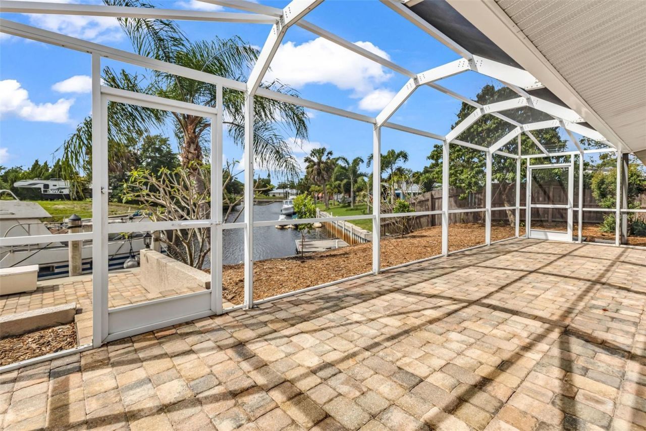 28401 Coco Palm Dr, Punta Gorda, FL 33982 Photo