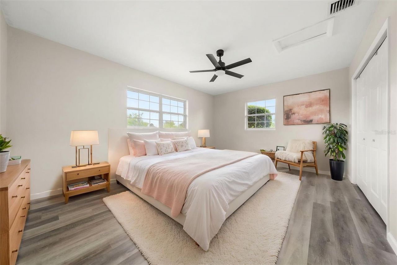 5929 Murdock Avenue, Sarasota, FL 34231 Photo