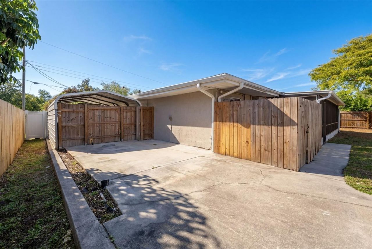5929 Murdock Avenue, Sarasota, FL 34231 Photo