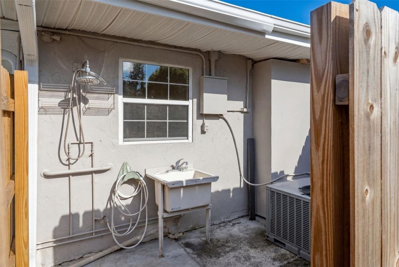 5929 Murdock Avenue, Sarasota, FL 34231 Photo