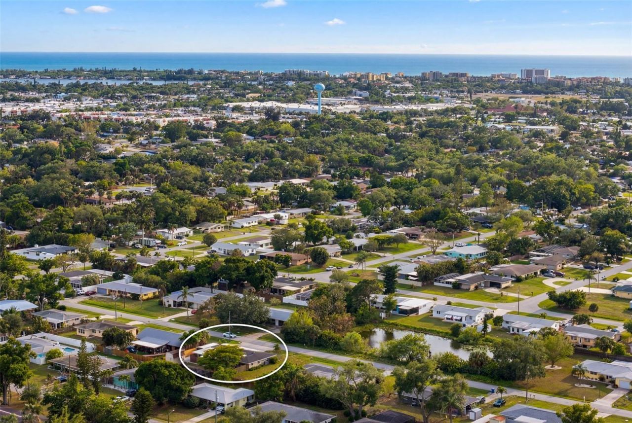 5929 Murdock Avenue, Sarasota, FL 34231 Photo