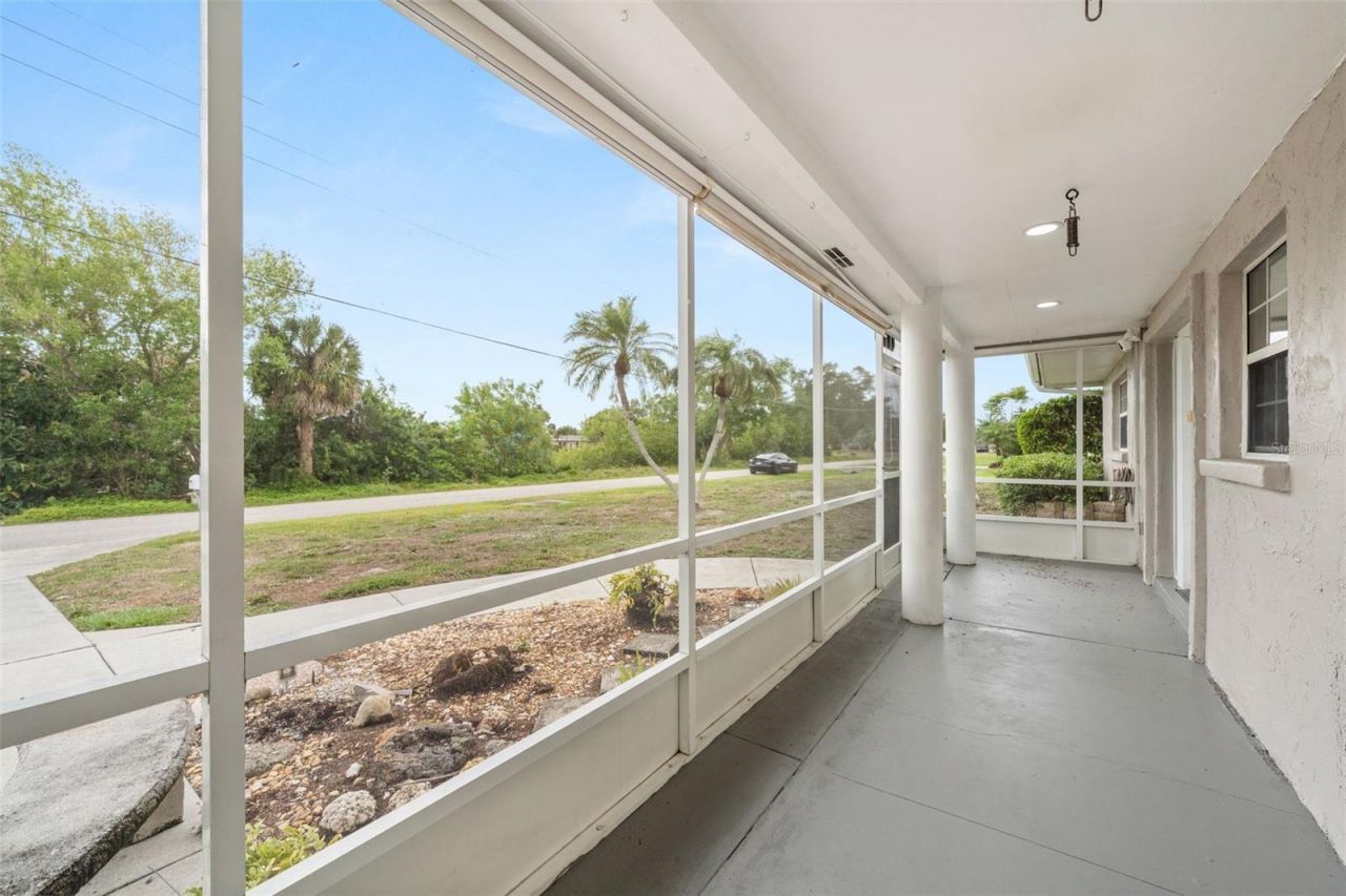 5929 Murdock Avenue, Sarasota, FL 34231 Photo