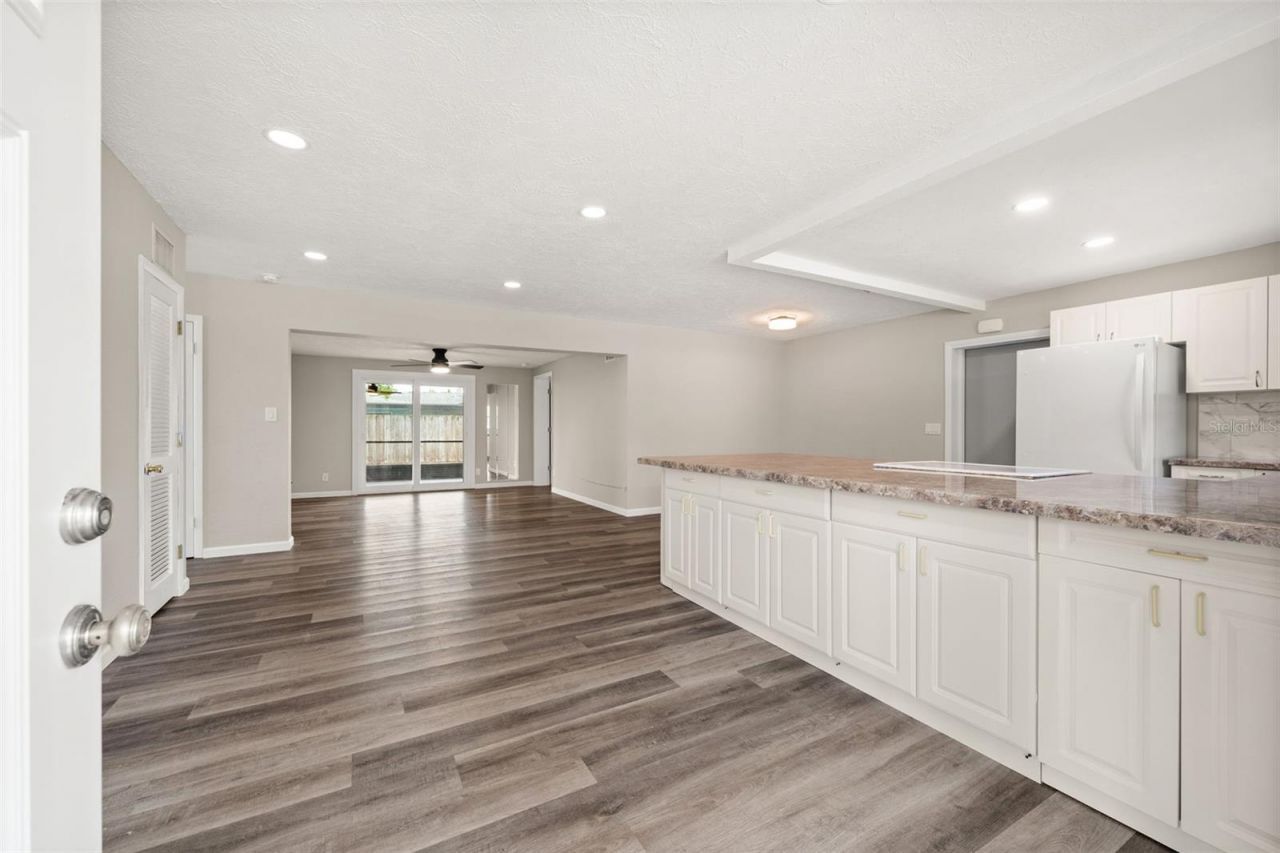 5929 Murdock Avenue, Sarasota, FL 34231 Photo