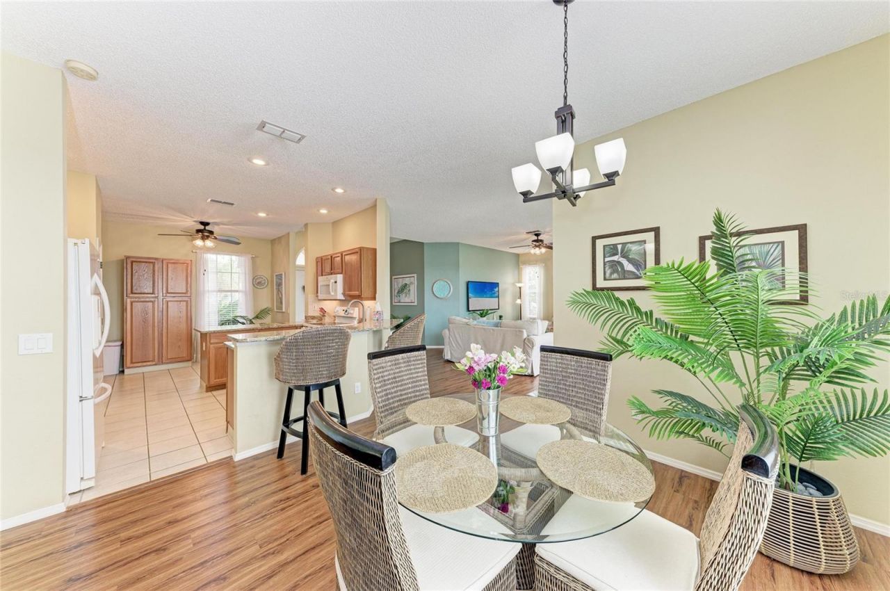 5210 52nd Avenue W, Bradenton, FL 34210 Photo