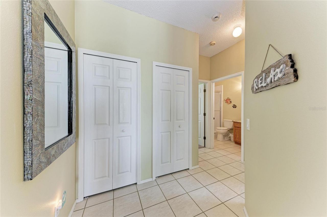 5210 52nd Avenue W, Bradenton, FL 34210 Photo