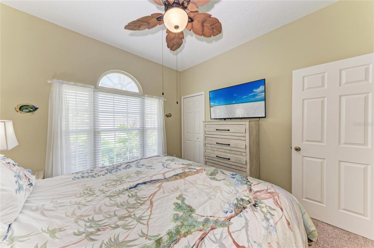 5210 52nd Avenue W, Bradenton, FL 34210 Photo