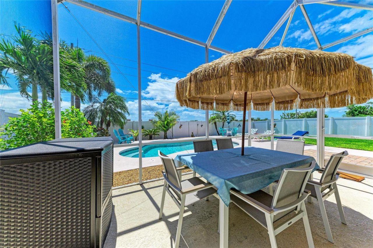 5210 52nd Avenue W, Bradenton, FL 34210 Photo