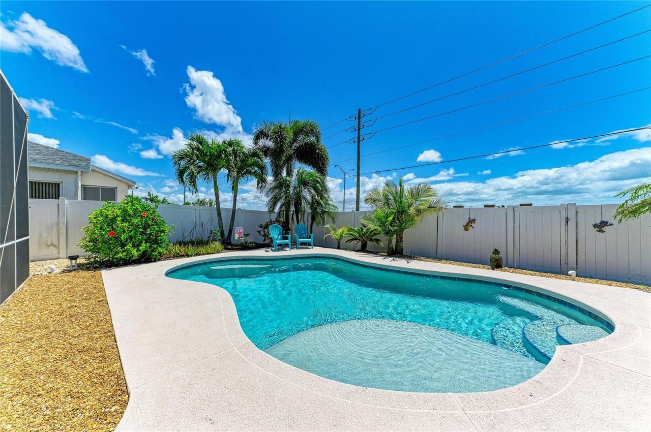 5210 52nd Avenue W, Bradenton, FL 34210 Photo