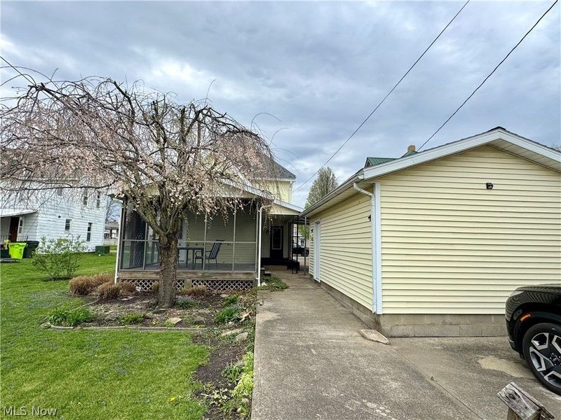 1011 Adams Street, Coshocton, OH 43812 Photo 4