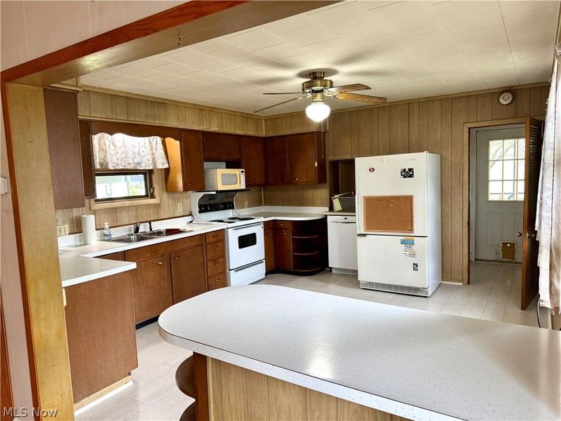 1011 Adams Street, Coshocton, OH 43812 Photo 8