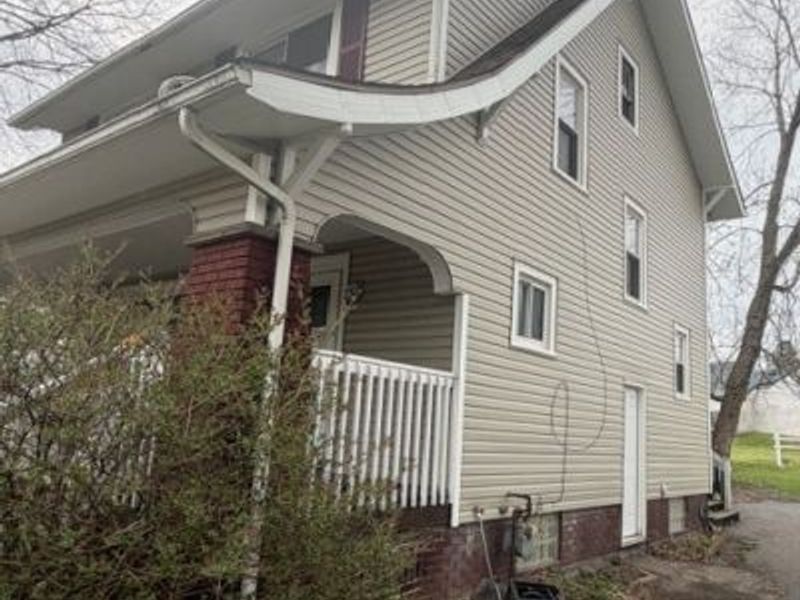 3534 Fairmount Boulevard NE, Canton, OH 44705 Photo 4